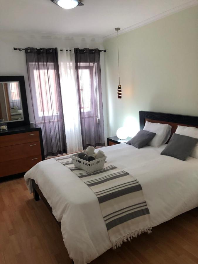 Appartement Jusqu'A 6 Personnes Sur La Presqu'Ile De Peniche Surf Portugal Exteriör bild